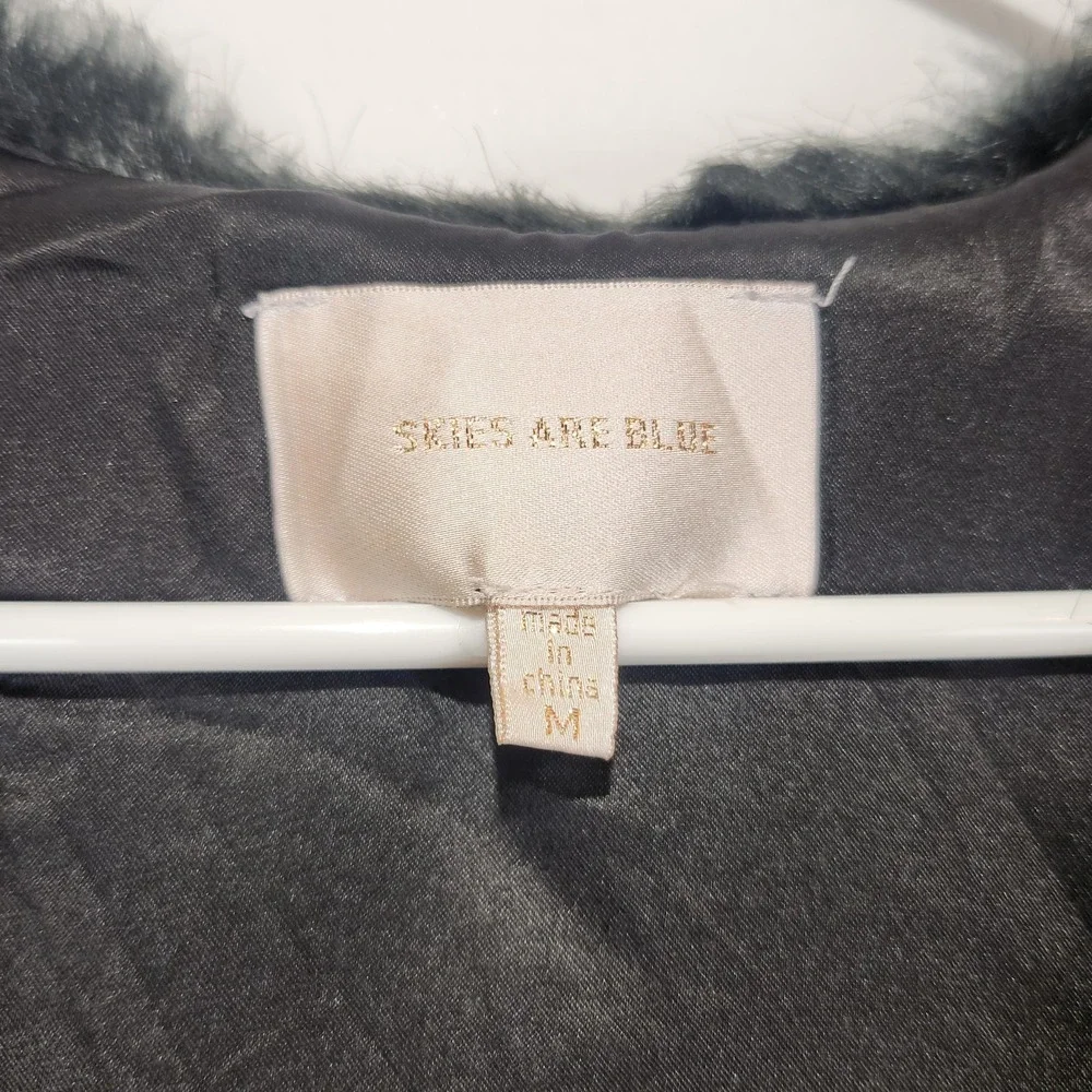 Skies Are Blue Women's Black Faux Fur Elegant Vest‎ Size M